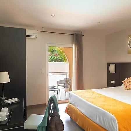 Hotel U Ricordu & 4*